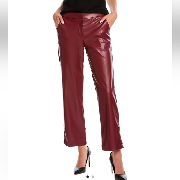 *NEW* size 2 Burgandy Faux leather, Fitted Wide Leg Pant Alexia Admor - Picture 1 of 7